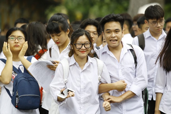 Khó, dễ đề thi THPT quốc gia: Giai đoạn 'quá độ' thi cử của Việt Nam - ảnh 1