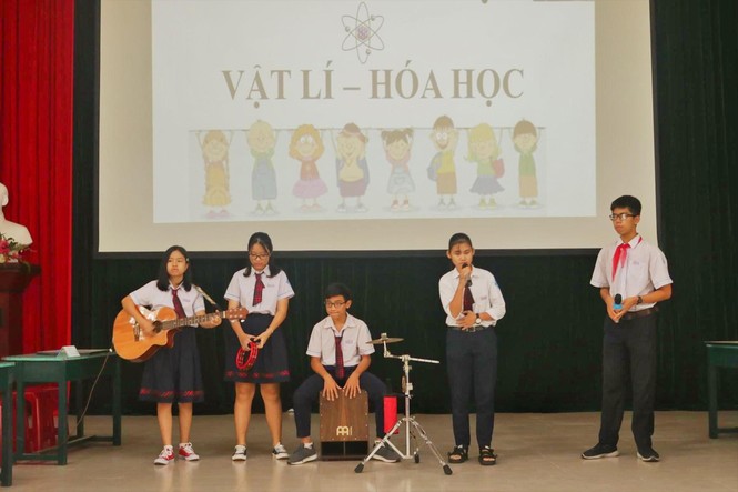 Hoa thơm dâng Bác - ảnh 1