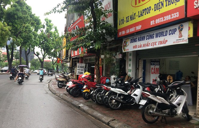 Mánh “hốt bạc” của dân cầm đồ sau mùa World Cup - ảnh 2