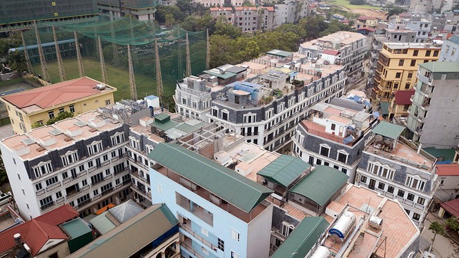 Chính quyền 'bất lực' trước vi phạm tràn lan ở khu đô thị hạng sang? - ảnh 2