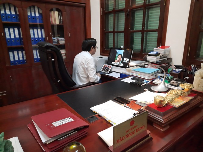 Người lao động có thể nhận bảo hiểm thất nghiệp ở nhà? - ảnh 1