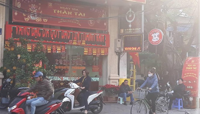 Ngày Vía Thần tài 'thời' corona: Có còn xếp hàng mua vàng? - ảnh 2