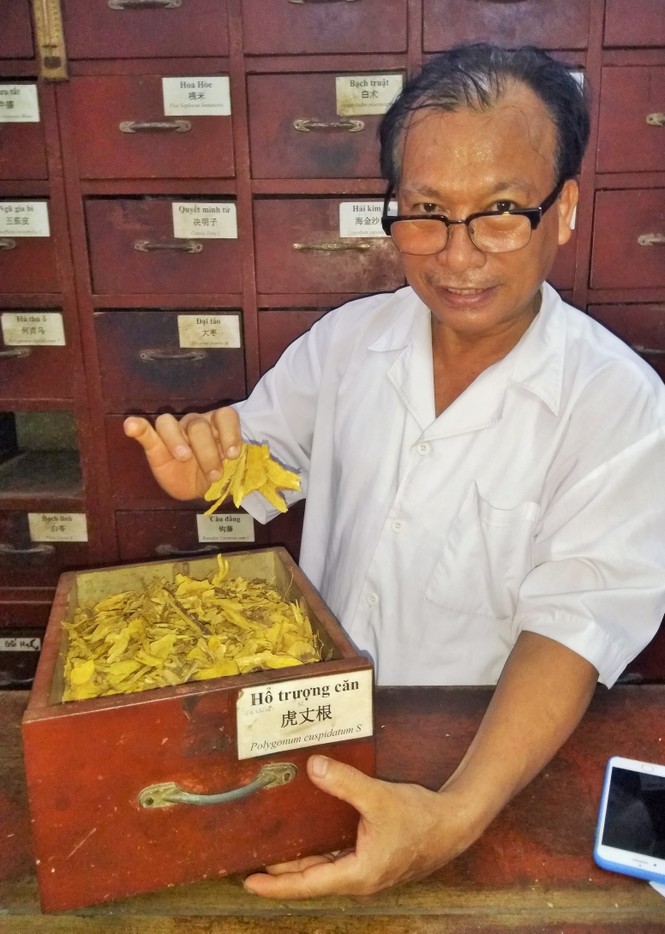 Phố Đông y 'nóng bỏng' trong dịch - ảnh 1