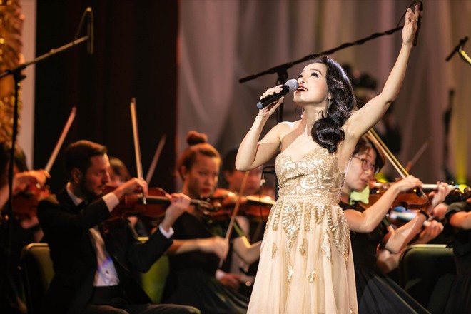 Khi 'nữ hoàng opera' không ngại hát bolero - ảnh 1