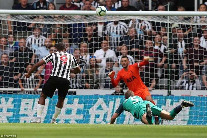 Tottenham thắng nhọc trận ra quân mùa giải mới - ảnh 2