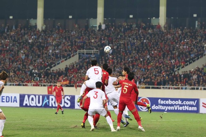 U23 Việt Nam hạ Indonesia nhờ bàn thắng phút bù giờ - ảnh 10