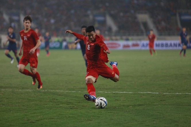Hàng công bùng nổ, U23 Việt Nam thắng kỷ lục Thái Lan - ảnh 1
