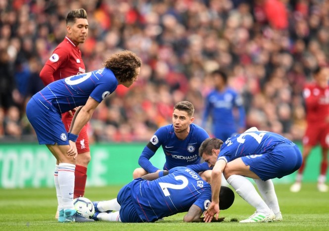 Liverpool hạ gục Chelsea, tái chiếm ngôi đầu Ngoại hạng Anh - ảnh 7
