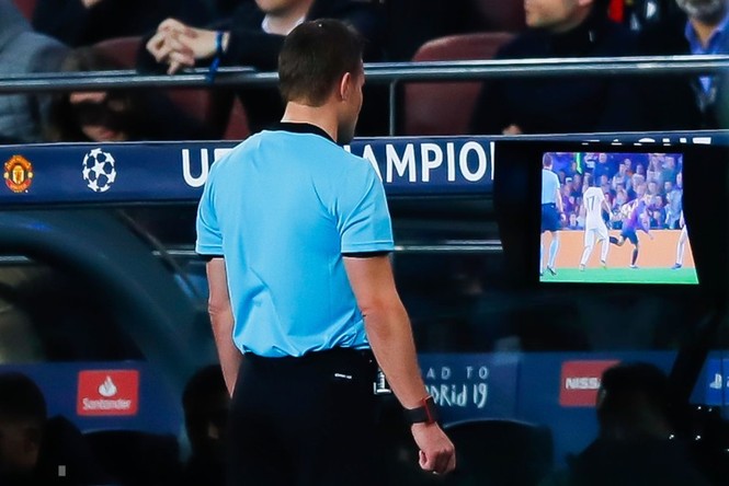 Messi gieo sầu cho M.U, Barcelona vào bán kết Champions League - ảnh 8