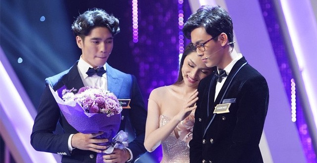 Mẹ rưng rưng dắt tay Hương Giang idol ở 'Người ấy là ai' mong tìm hạnh phúc cho con - ảnh 2