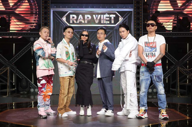‘Rap Việt’ soán ngôi vương ‘Người Ấy Là Ai’, dễ dàng hạ bệ ‘King Of Rap’ nhờ có Trấn Thành - ảnh 2 ‘Rap Việt’ soán ngôi vương ‘Người Ấy Là Ai’, dễ dàng hạ bệ ‘King Of Rap’ nhờ có Trấn Thành - ảnh 2