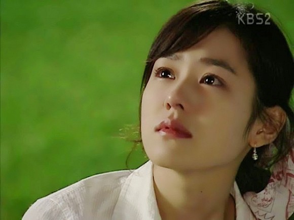 Chị đẹp 'Hạ cánh nơi anh' vượt mặt Song Hye Kyo để trở thành mỹ nhân đẹp nhất châu Á - ảnh 3