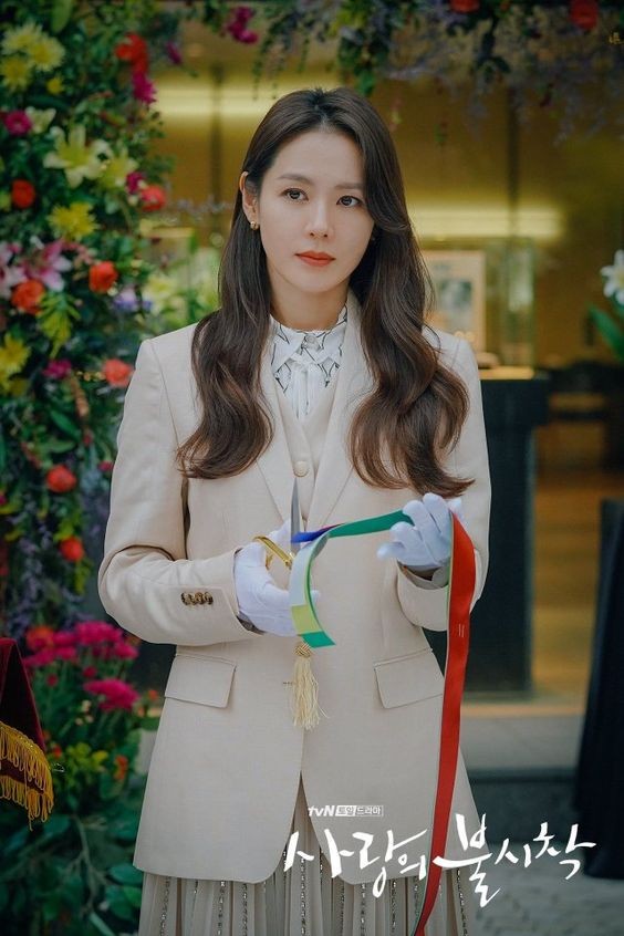Chị đẹp 'Hạ cánh nơi anh' vượt mặt Song Hye Kyo để trở thành mỹ nhân đẹp nhất châu Á - ảnh 9