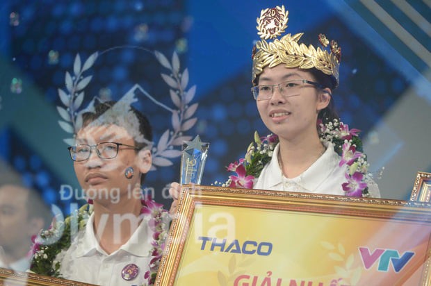 Loạt sao Việt lên tiếng bênh vực nữ quán quân Olympia 2020 bị chê trách ngạo mạn - ảnh 1