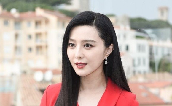 Showbiz 20/6: Phạm Băng Băng nói gì về tin đồn bỏ quốc tịch Trung - ảnh 8