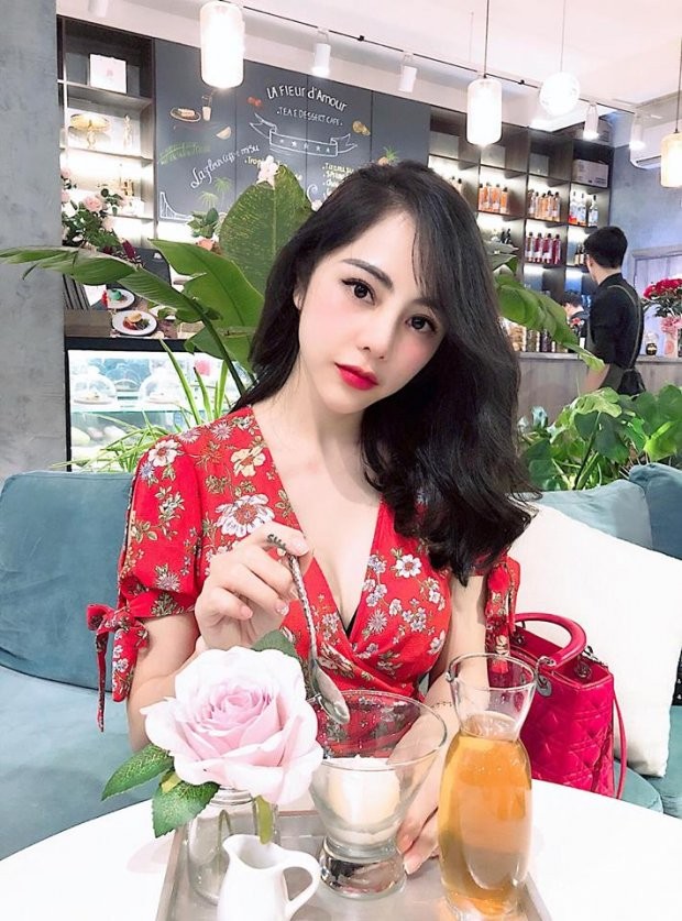 Vẻ nóng bỏng của MC VTV gây sốt vì câu 'Chúng ta lấy chồng để làm gì?” - ảnh 7