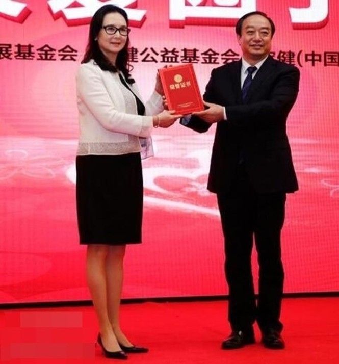 Cuộc sống hiện tại của Hằng Nga 'Tây Du Kí' sau 3 thập kỉ 'mất tích' - ảnh 4