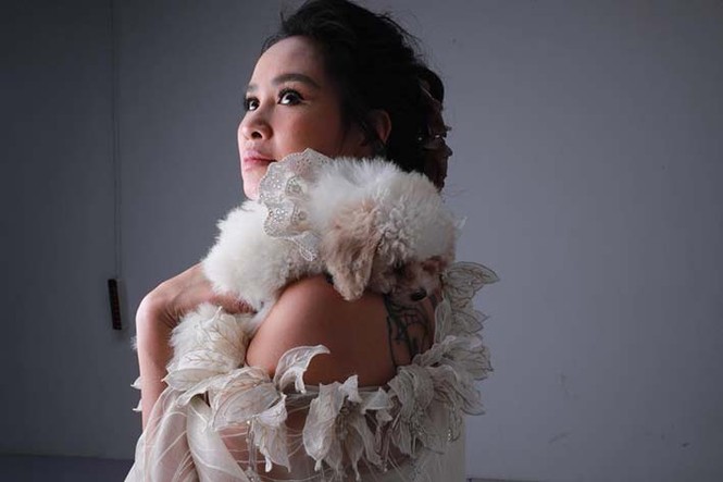 Thanh Lam lần đầu để lộ hình xăm 'khủng' và bí ẩn trên lưng - ảnh 3