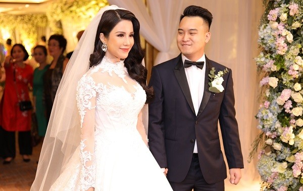 Diệp Lâm Anh được gọi là sản phụ sau sinh đẹp nhất - ảnh 3