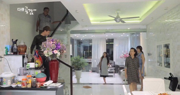 Trường Giang tiết lộ khối tài sản 'khủng' của Hari Won - Trấn Thành - ảnh 3