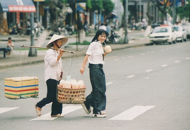 Bất ngờ với hình ảnh diện áo không nội y của Phương Thanh 20 năm trước - ảnh 6