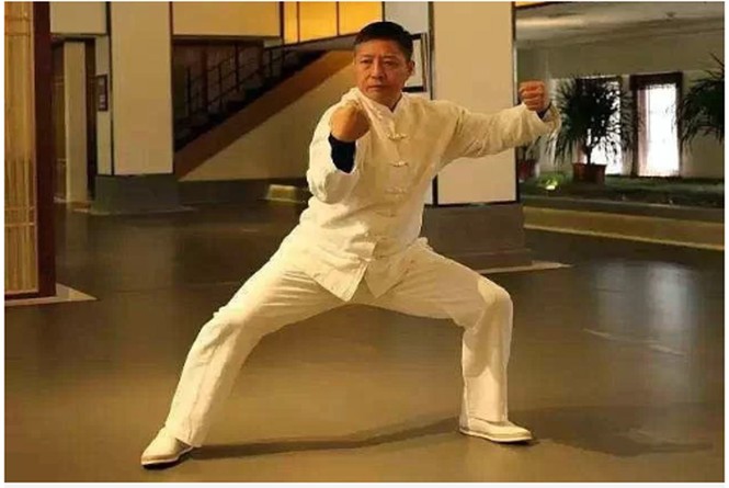 Từ Hiểu Đông bóc mẽ trận thắng của cao thủ Thái Cực quyền - ảnh 2
