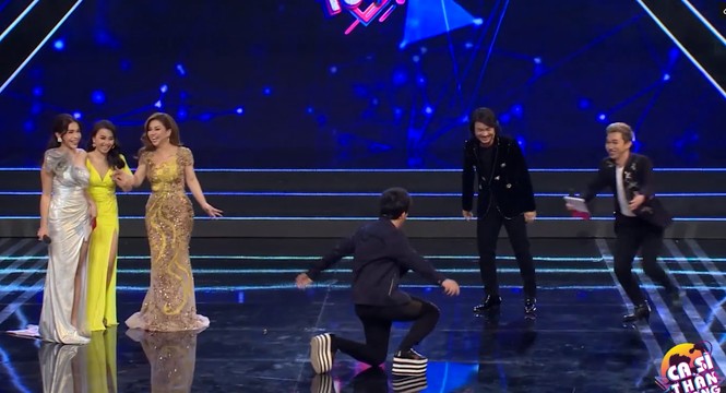 Trấn Thành gặp 'sự cố' trên sân khấu khiến khán giả ôm bụng cười - ảnh 4