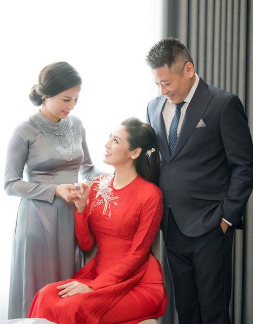 Showbiz 8/12: Mai Phương lại khiến khán giả lo lắng vì một bức ảnh - ảnh 3