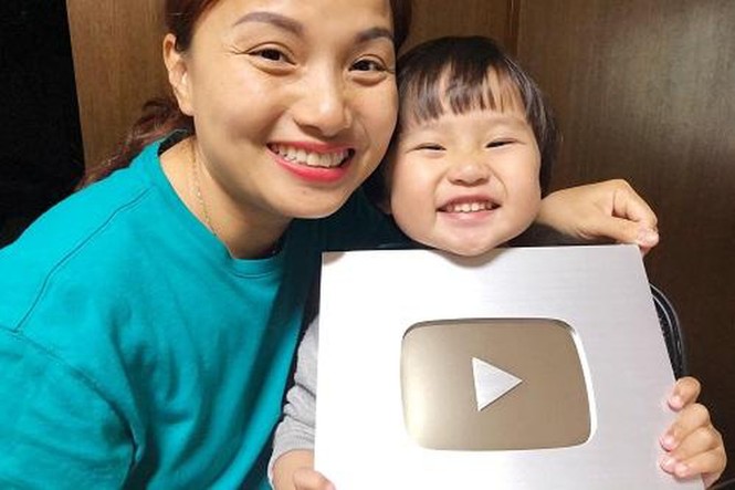 1977, bà Tân Vlog là những hiện tượng mạng năm 2019 - ảnh 3