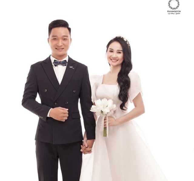 Chia tay Tiến Linh chưa lâu, bạn gái cũ sắp làm đám cưới - ảnh 1