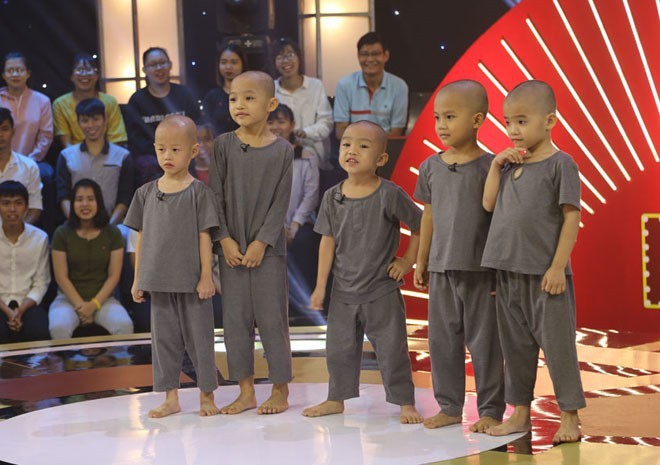 Showbiz 14/1: Vì sao 5 chú tiểu khiến khán giả Thách Thức Danh hài tranh cãi? - ảnh 1