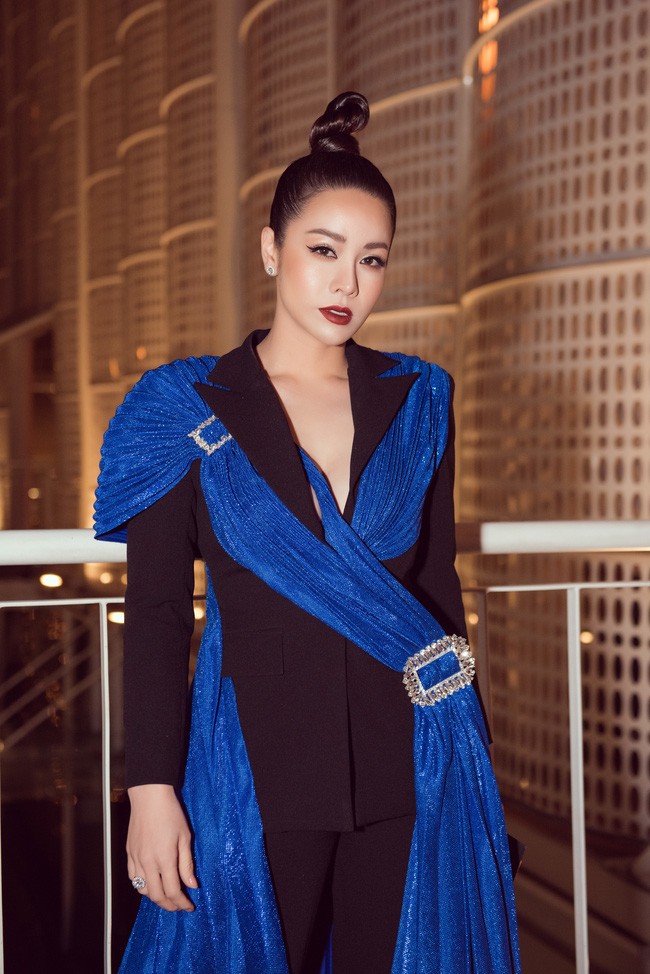 Showbiz 17/1: Ốc Thanh Vân tiết lộ Mai Phương có lúc nói không ra hơi - ảnh 6