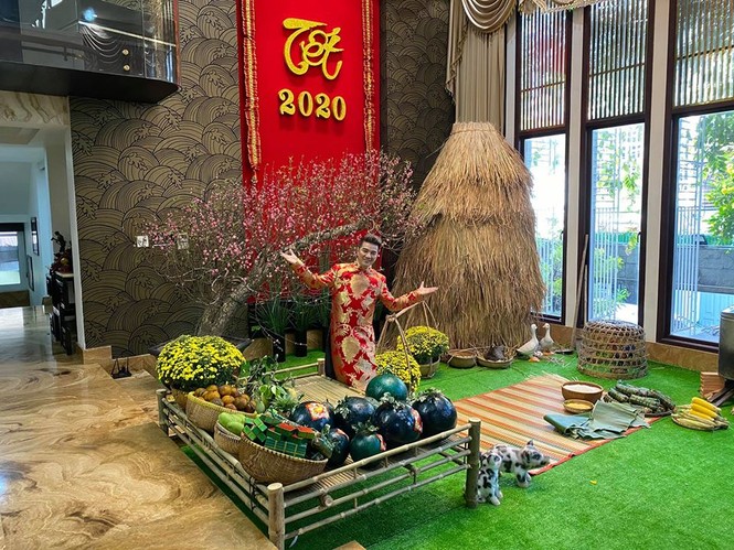 Sao Việt 27 Tết: Bảo Thanh cùng chồng đi chợ sắm đồ, Tuấn Hưng về thăm mẹ - ảnh 1