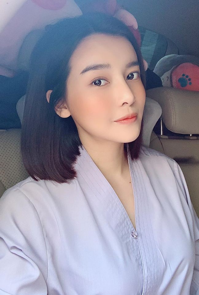 Sao Việt 27 Tết: Bảo Thanh cùng chồng đi chợ sắm đồ, Tuấn Hưng về thăm mẹ - ảnh 6