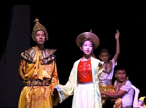Không chỉ xinh đẹp, con gái Quyền Linh còn gây 'sốt' với khả năng múa - ảnh 2