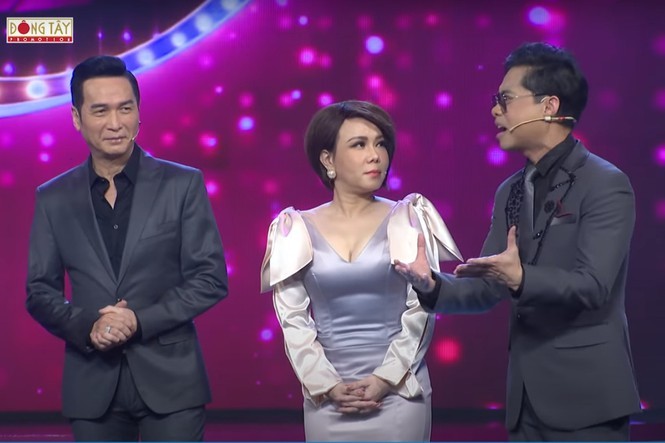 Showbiz 10/6: Diễn viên Quang Trung bị chỉ trích vì bỏ 2 tay khi đang lái ôtô - ảnh 2