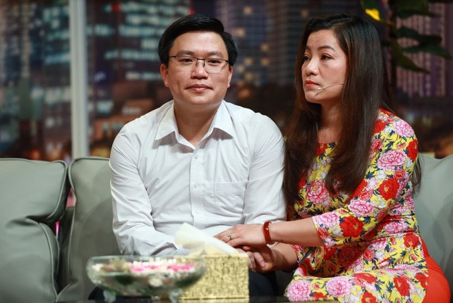 NSND Hồng Vân 'nổi da gà' khi đối đáp với cậu bé 'Siêu trí tuệ' 7 tuổi ở Vĩnh Phúc - ảnh 3