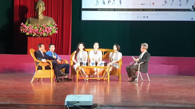 'Đọc sách là tự cải tạo, phát triển bản thân' - ảnh 2