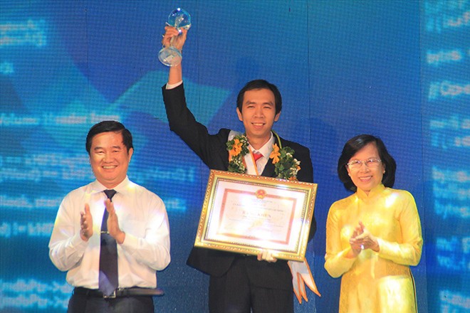 Khát khao cống hiến cho đời - ảnh 1
