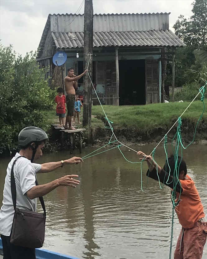 Trò may rủi của những cô gái sang bên kia biên giới làm phận vợ mua - ảnh 1