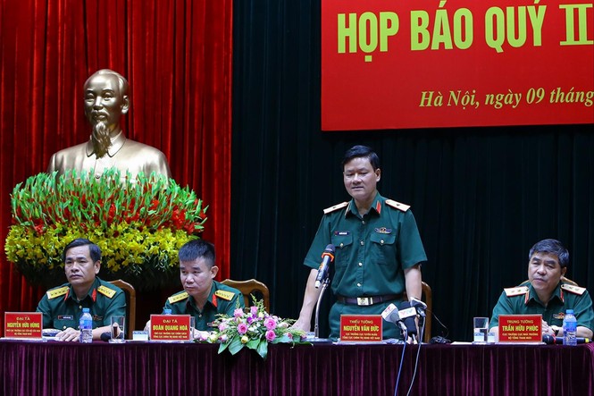 Bộ Quốc phòng đang xử lý kỷ luật với Đô đốc Nguyễn Văn Hiến - ảnh 1