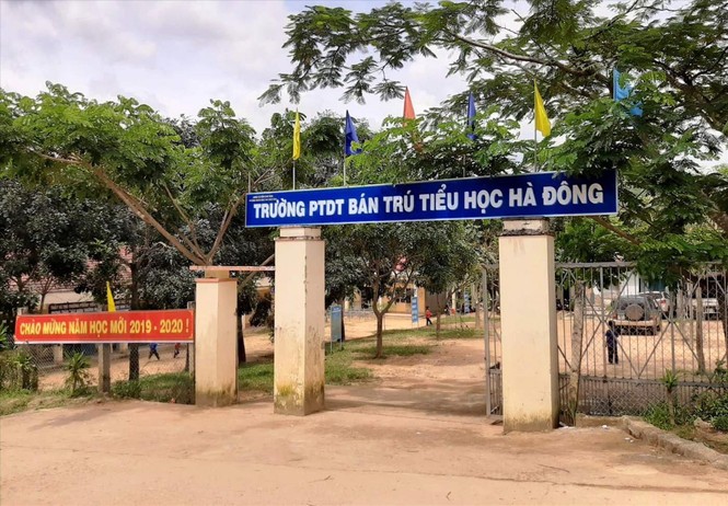 Cô giáo mất cánh tay khi vượt 130km đến trường: Nỗi đau cô giáo Tiền - ảnh 1