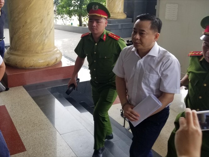 Xử phúc thẩm Vũ 'nhôm' và 3 tướng công an: Những thương vụ đất đai chớp nhoáng - ảnh 1