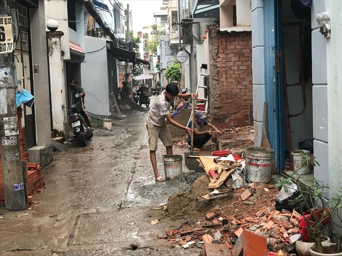 TP Hồ Chí Minh: Hiến đất 'vàng' mở rộng hẻm - ảnh 1