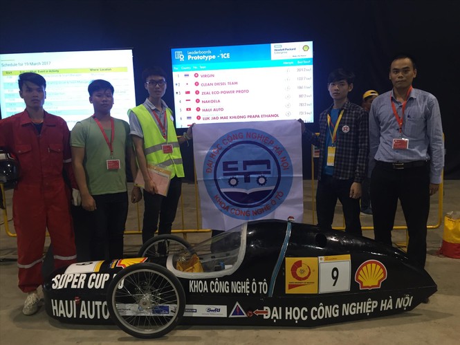 Sinh viên chế xe siêu tiết kiệm nhiên liệu - ảnh 1