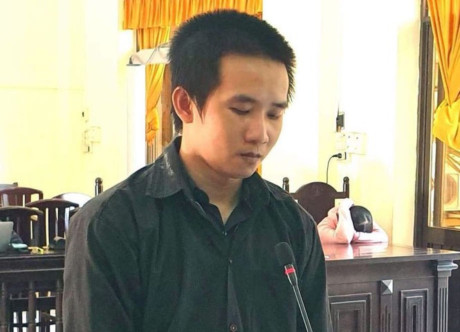Thua cá độ, giao dịch viên chiếm đoạt tiền của bưu điện để trả nợ - ảnh 1