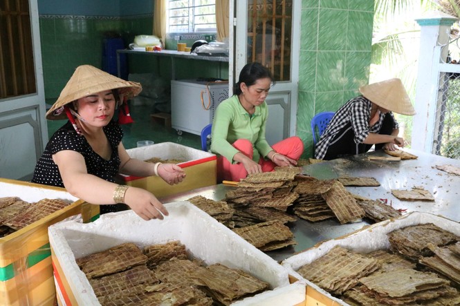 Độc đáo khô cá sấu ở An Giang - ảnh 3