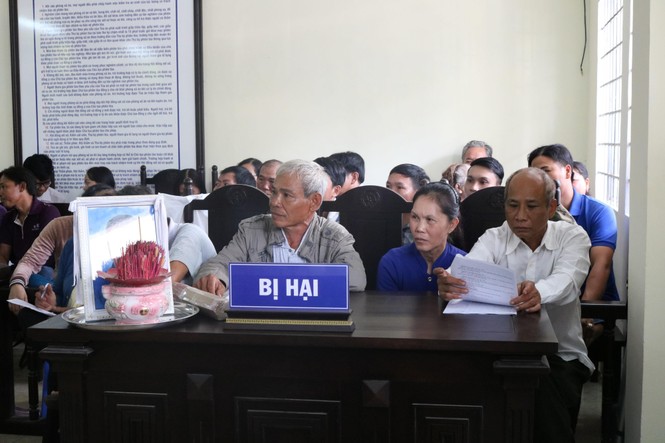 16 năm tù cho 2 cựu công an đánh chết người tại trụ sở - ảnh 1