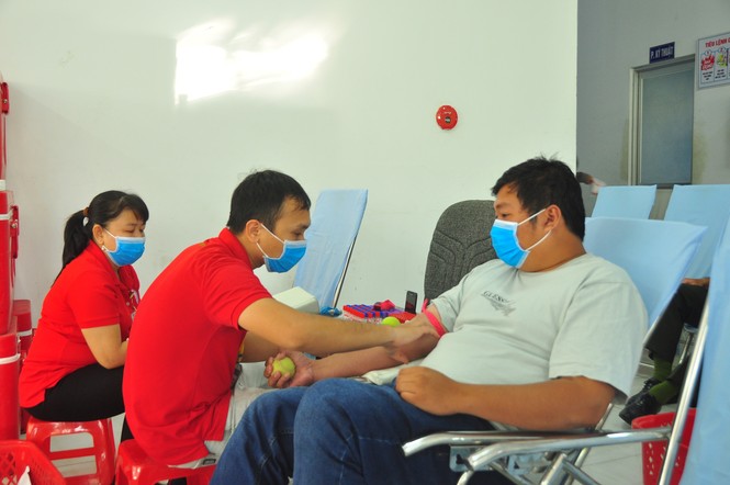 Dân Cần Thơ không ngại hiến máu vì đã biết cách phòng tránh dịch bệnh - ảnh 10