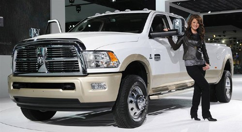 Dodge Ram 3500 thế hệ mới với động cơ cho công suất tối đa 350 mã lực